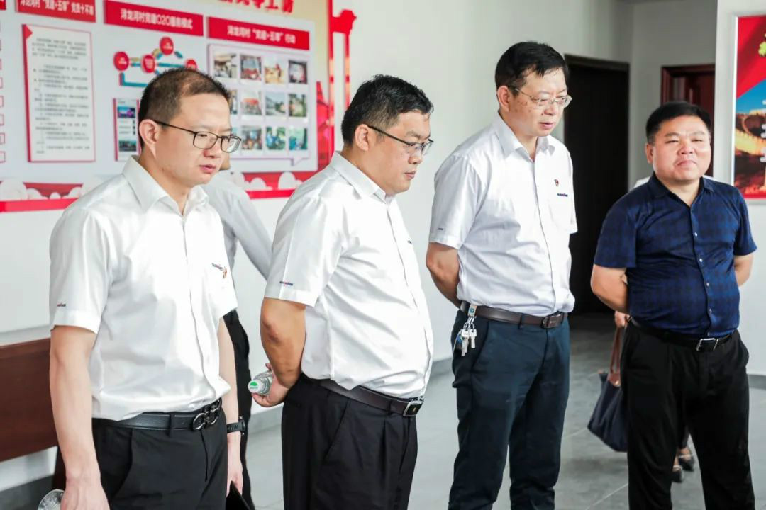 k1体育
党委赴浔龙河交流学习