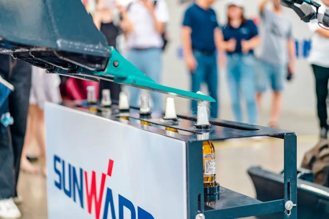 k1体育
数字化出海升级暨联合阿里巴巴国际站线上直播活动圆满进行