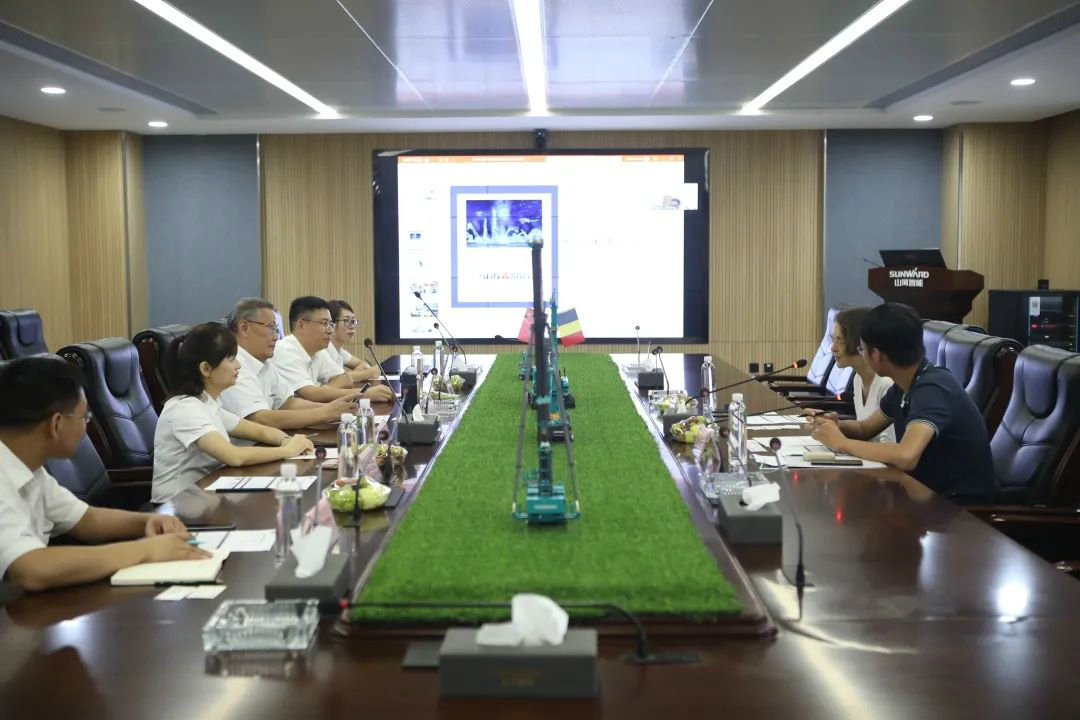 比利时商务领事到访k1体育
