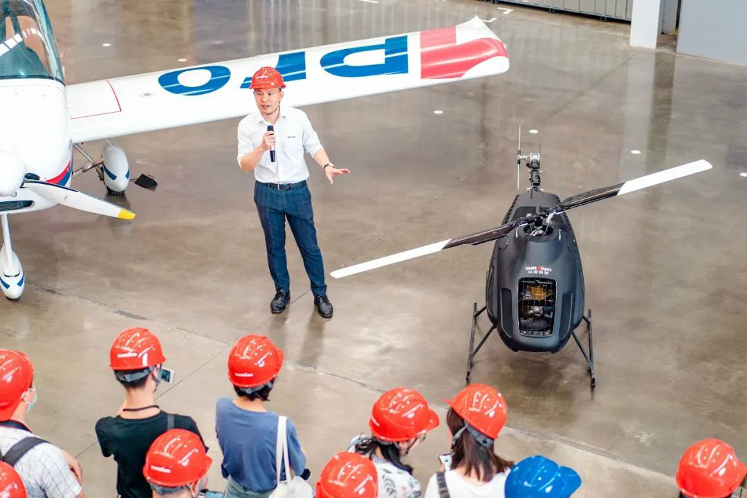 k1体育
数字化出海升级暨联合阿里巴巴国际站线上直播活动圆满进行