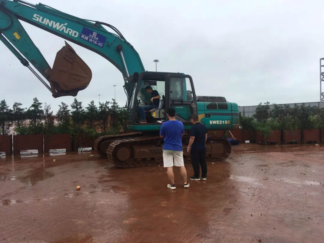 感恩相伴 关爱相随——k1体育
服务万里行走进豫鲁黔