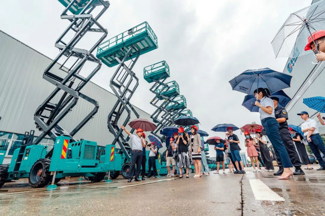 k1体育
数字化出海升级暨联合阿里巴巴国际站线上直播活动圆满进行