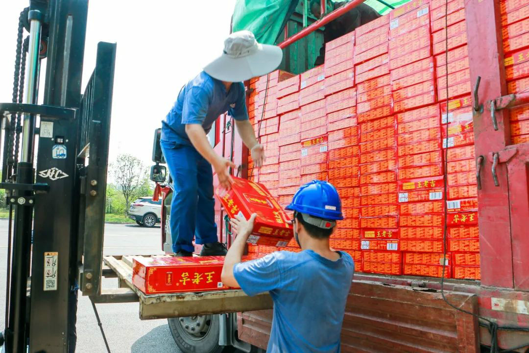 情系职工送清凉，殷切关怀鼓干劲——k1体育
开展夏季送清凉活动