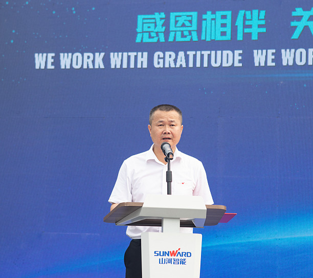 感恩相伴，关爱相随！k1体育
全球服务万里行誓师出征