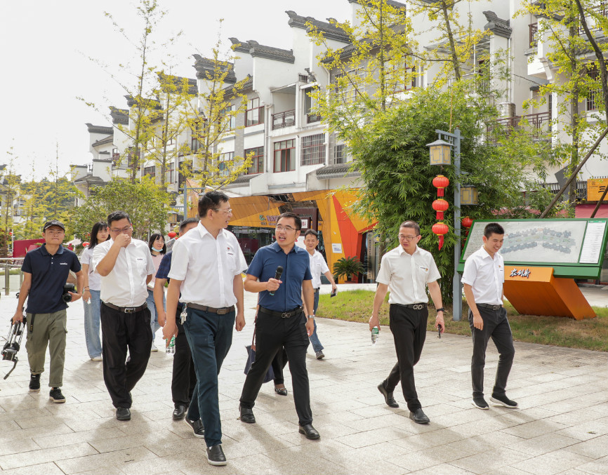 k1体育
党委赴浔龙河交流学习