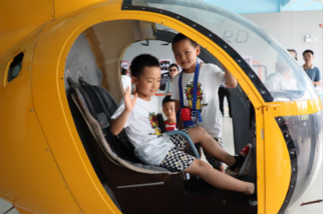 山河航空签约湖南航空技校，走校企融合发展道路