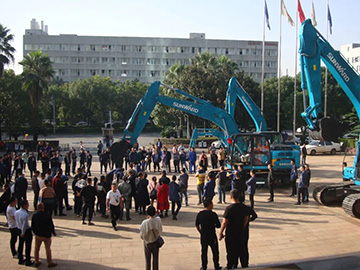 5千万! k1体育
挖掘机订货会创新高