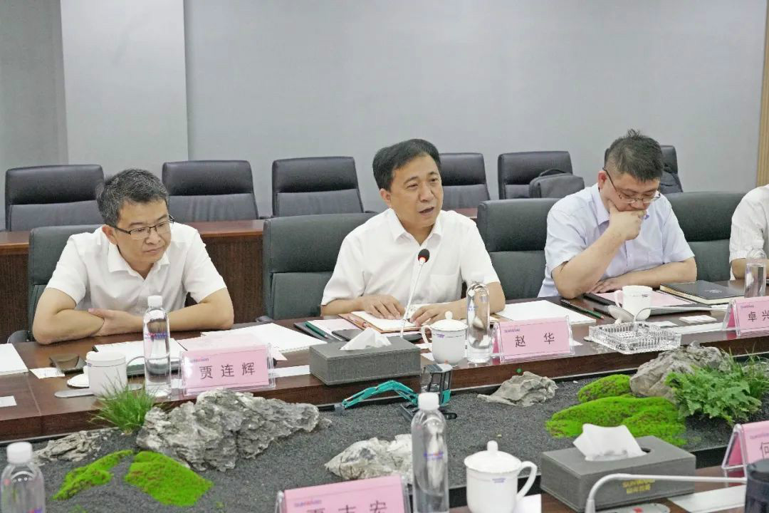 中铁装备赵华总经理莅临k1体育
交流