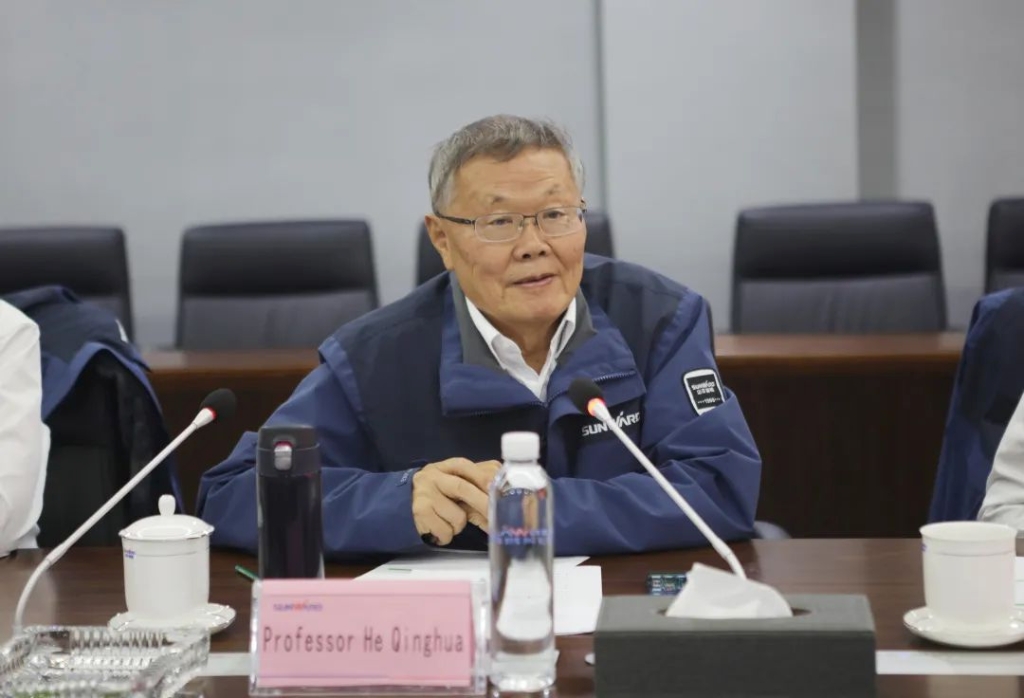 英国驻广州总领事贺颂雅考察k1体育
