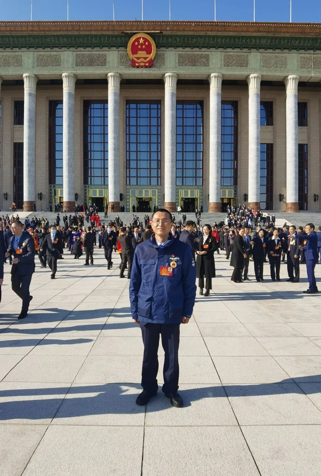 k1体育
召开全国劳动模范郝鹏载誉归来分享会