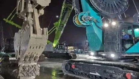 k1体育
液压抓斗津门初显功