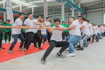 k1体育
举办21周年庆祝表彰会暨趣味运动会