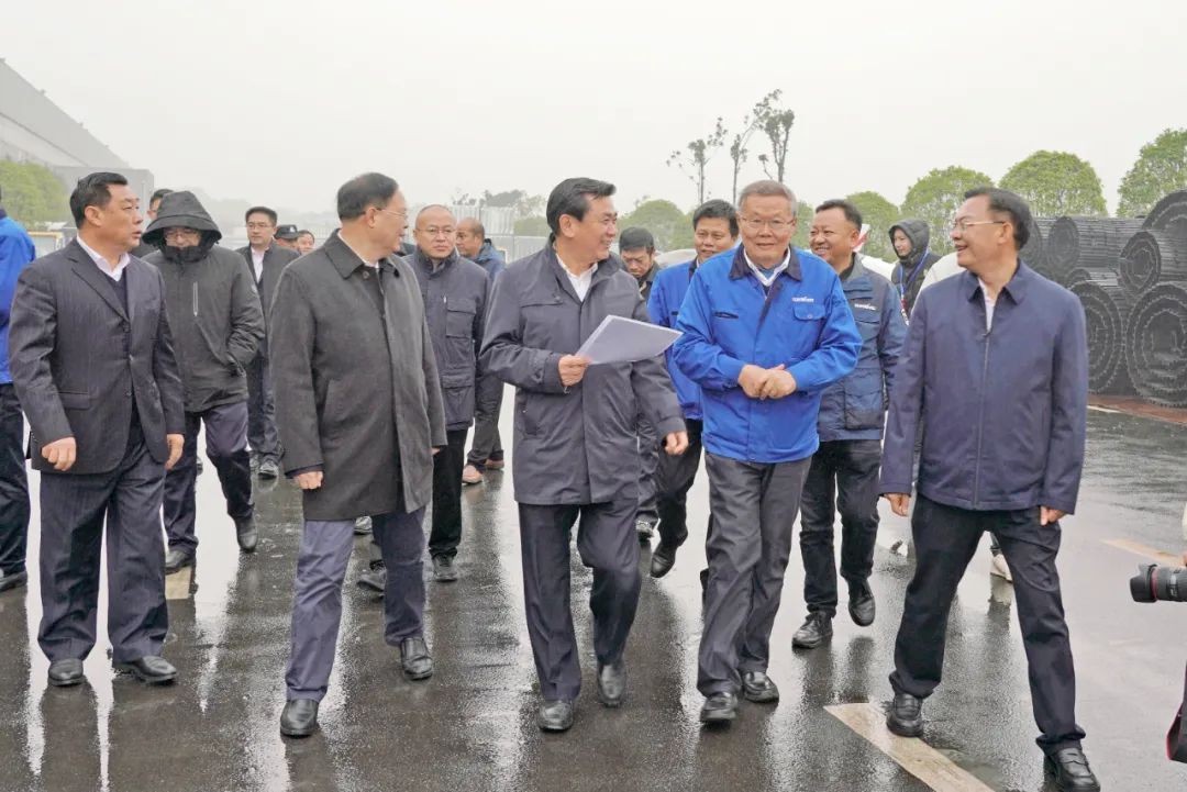 中国民航局局长冯正霖一行到k1体育
调研指导