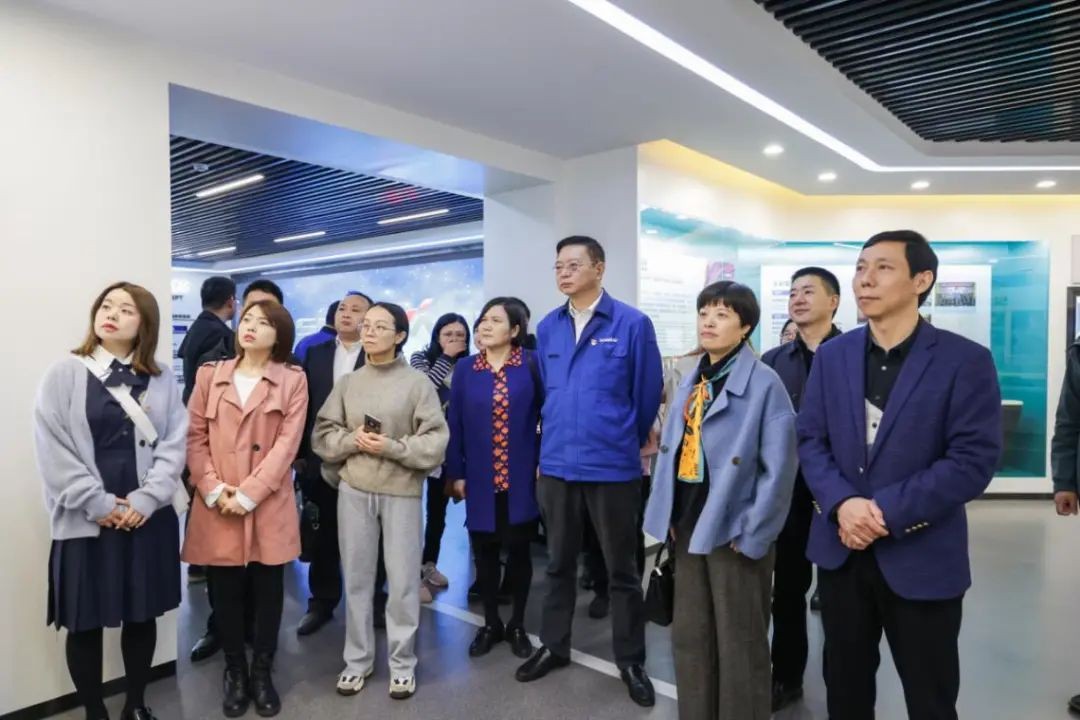 民主党派湖南省委机关青工委团队一行考察k1体育
