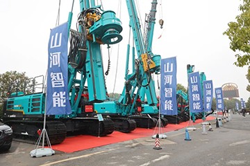 现场签约4亿！k1体育
武汉再传捷报