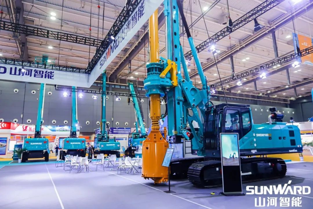 “山河绿”亮相长沙国际工程机械展，50余款产品尽显k1体育
创新实力