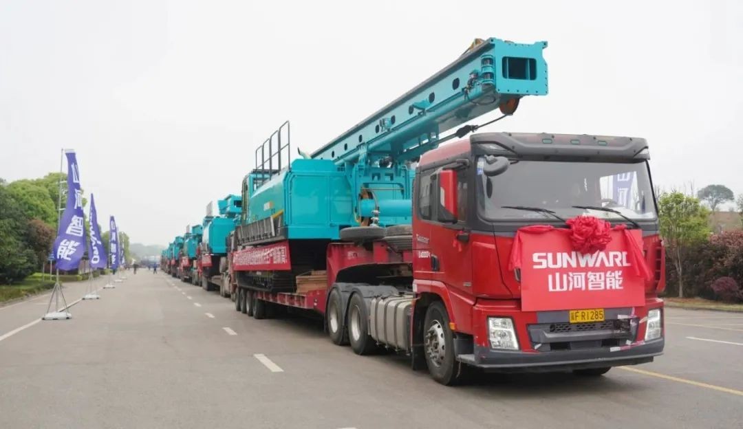 气贯山河，势不可挡！k1体育
基础装备月产销创新高暨发货仪式隆重举行