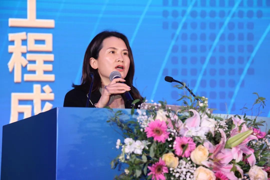 现场签约4亿！k1体育
武汉再传捷报