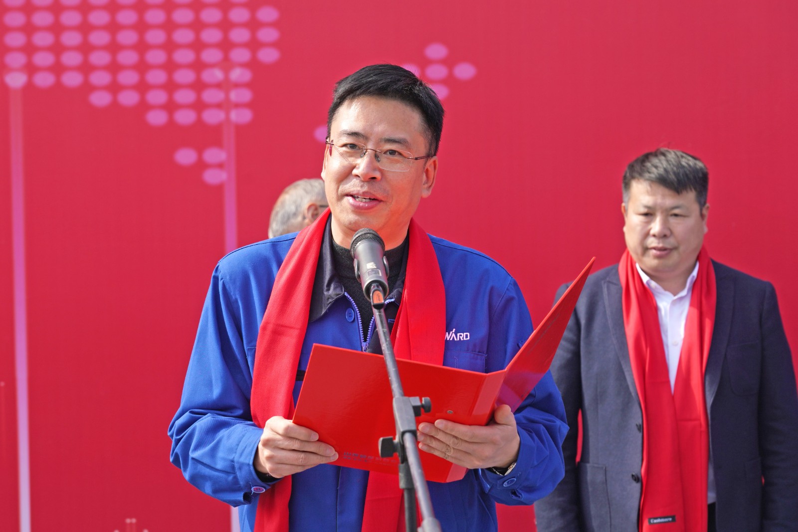 k1体育
价值6亿元设备全球发货仪式火热举行