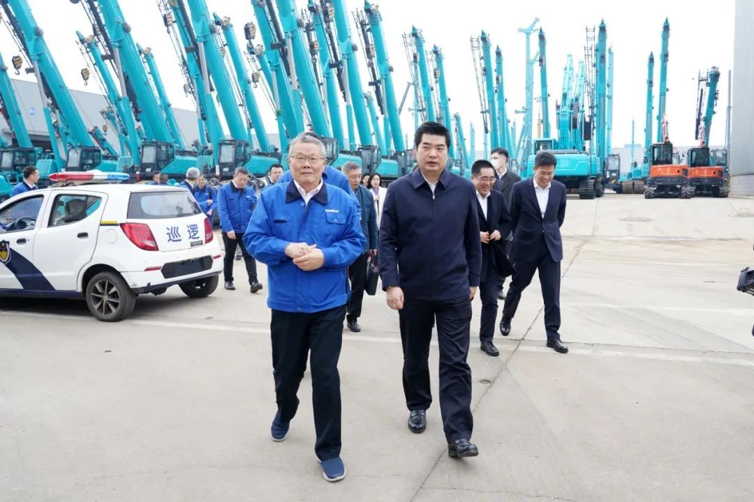 湘江集团党委书记张利刚率队考察k1体育
