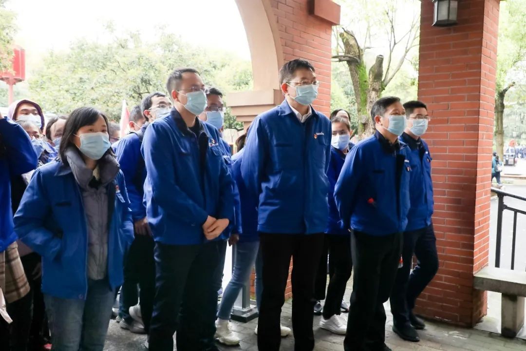 觅红色历史 践初心使命——k1体育
全体党员赴长沙党史馆开展主题党日活动