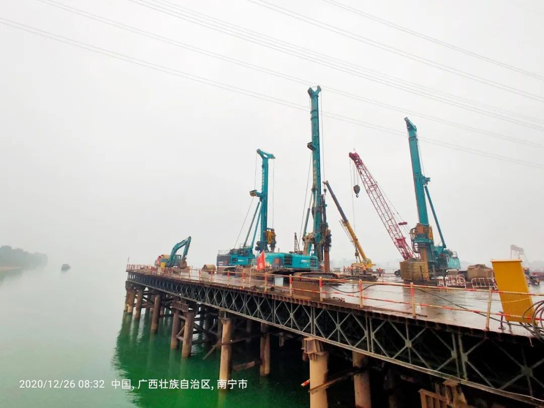 惊艳！k1体育
低净空旋挖钻机广西获赞