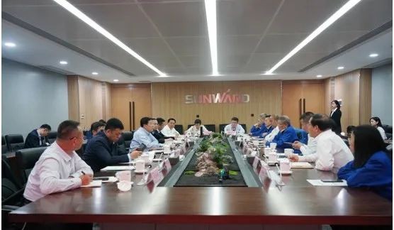 鄂尔多斯市委书记牛俊雁考察k1体育
