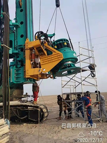 山河旋挖钻机在“死亡之海”谱写新篇章