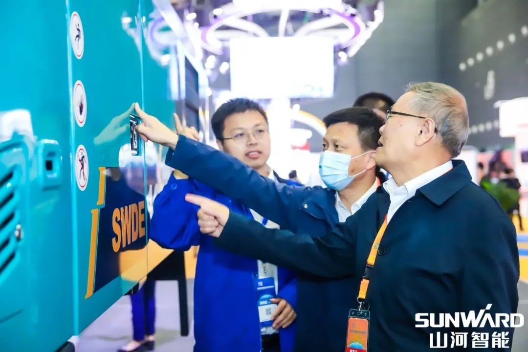 “山河绿”亮相长沙国际工程机械展，50余款产品尽显k1体育
创新实力