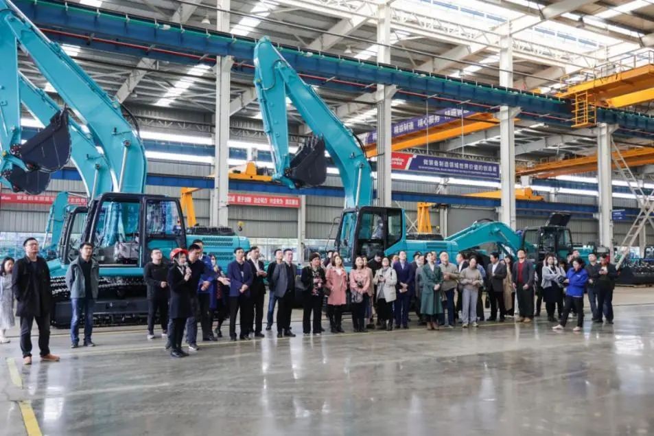 民主党派湖南省委机关青工委团队一行考察k1体育
