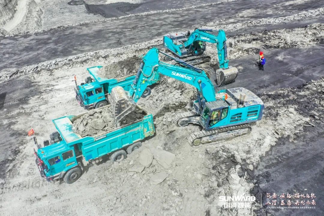 “矿”世高手，齐聚k1体育
挖掘机操作手挑战赛