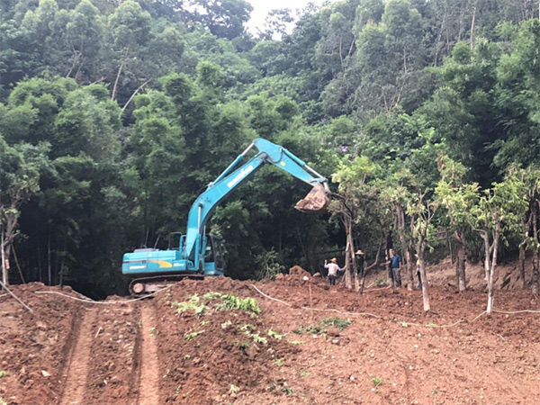 k1体育
SWE 215E挖掘机是他的左膀右臂！