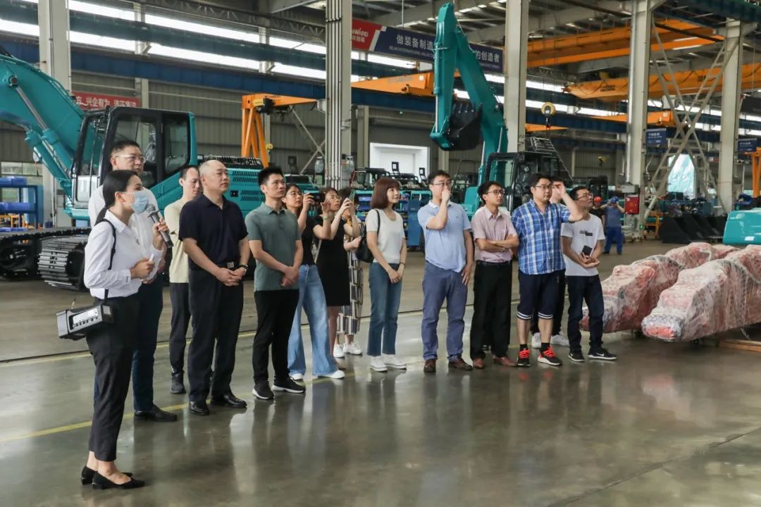 国防科大北斗团队考察k1体育
