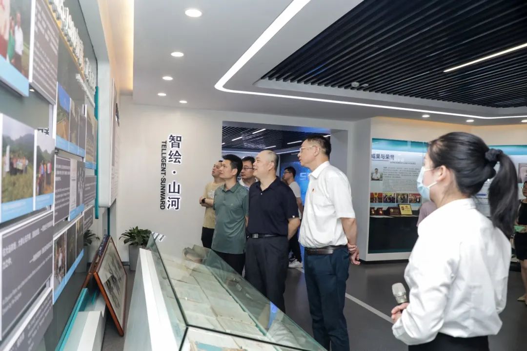 国防科大北斗团队考察k1体育
