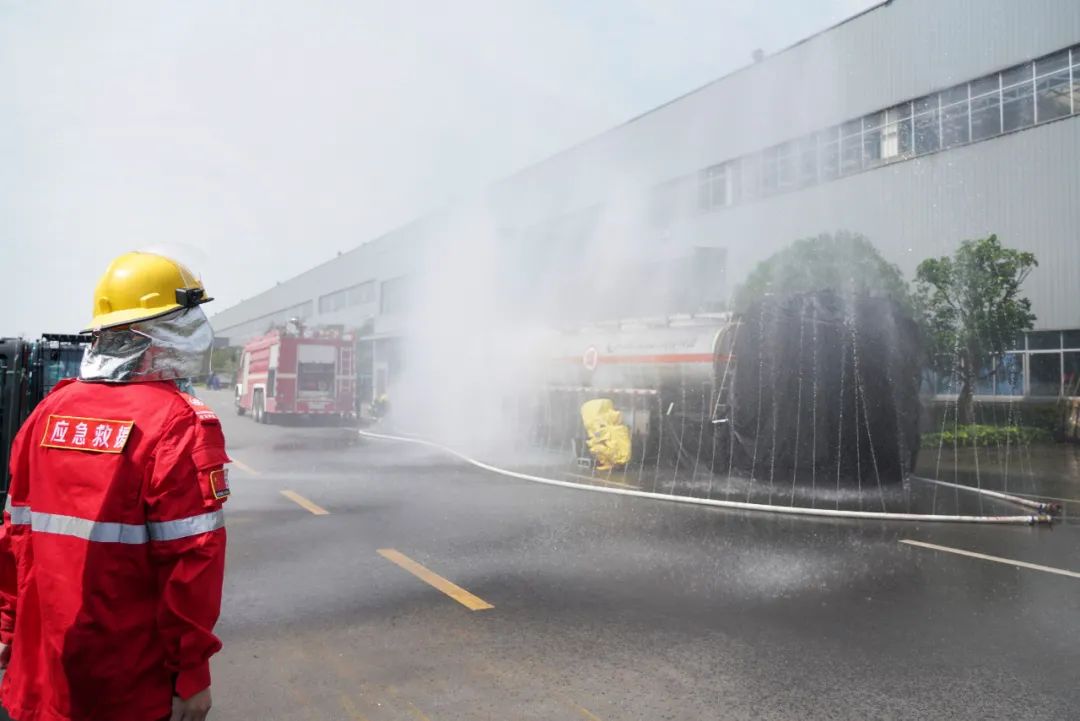 实战演练砺精兵——2021年长沙市工贸企业危险化学品综合应急演练在k1体育
举行