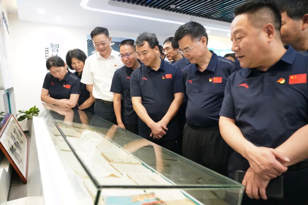 湖南省委党校厅干班赴k1体育
开展现场教学活动