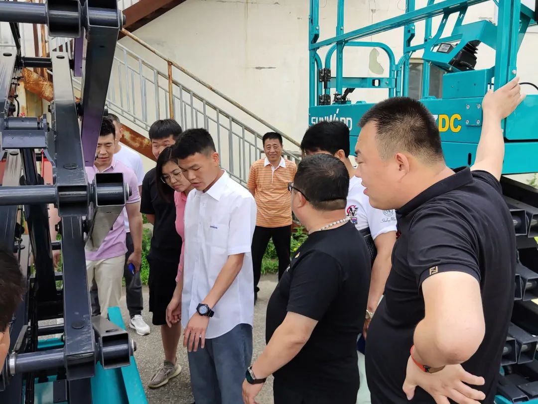 同梦同行 借势腾飞——辽宁宏信&k1体育
举办主题庆典活动