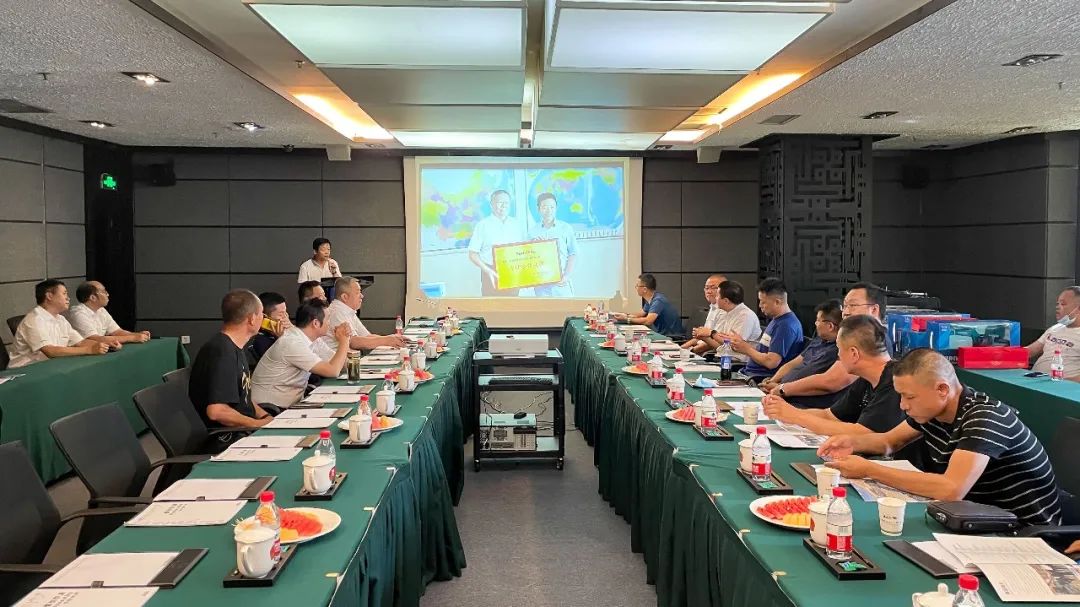 打造智慧矿山！k1体育
举办新疆站矿山客户研讨会