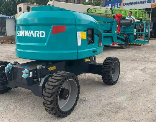 匠心打造！k1体育
曲臂式高空作业平台正式投放市场