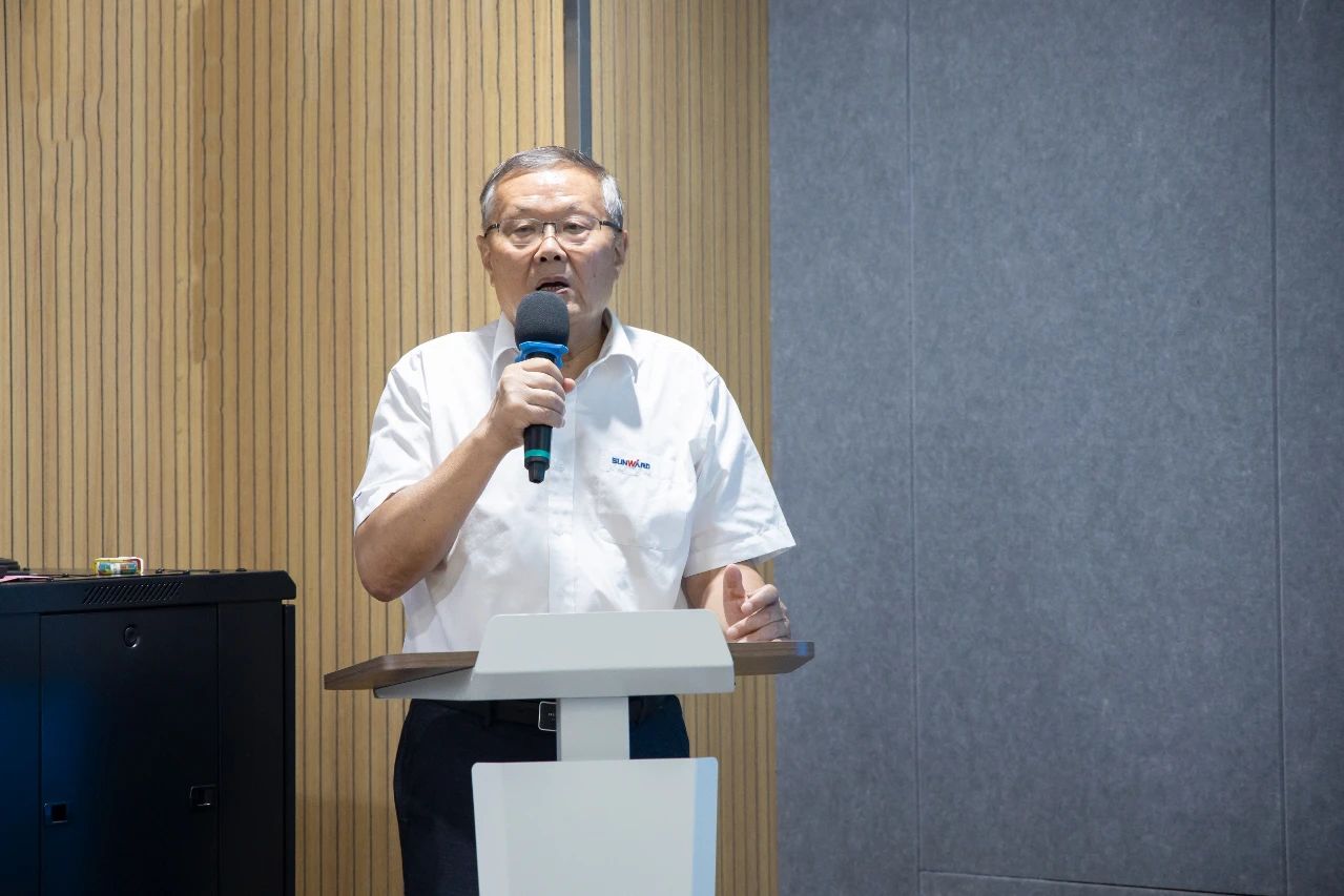 强化管理重心下移,k1体育
开展领导力培训助力公司高质量快速发展