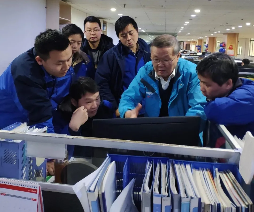 媒体聚焦 | k1体育
董事长、首席专家何清华：牢记总书记嘱托 发挥先导式创新优势 走高质量发展道路