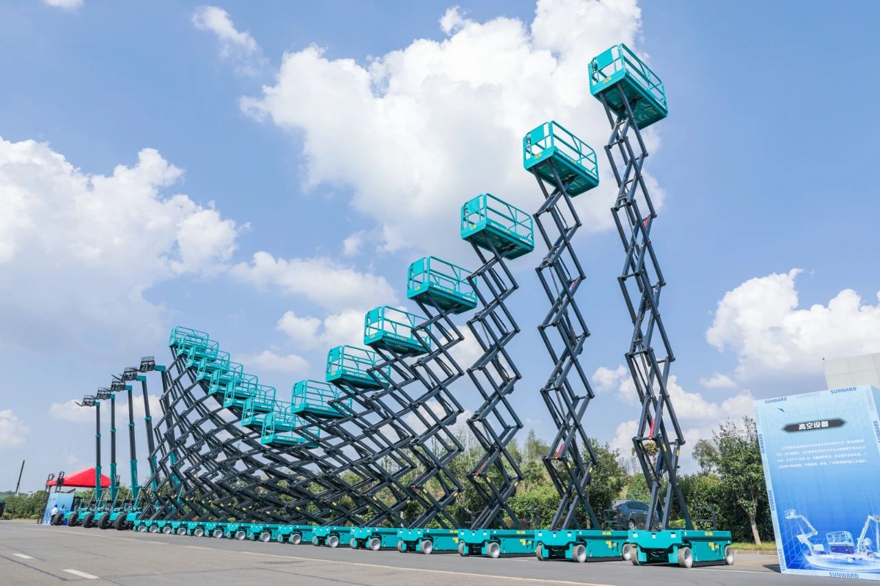 逛展超热闹！k1体育
成果展示会高能名场面来袭