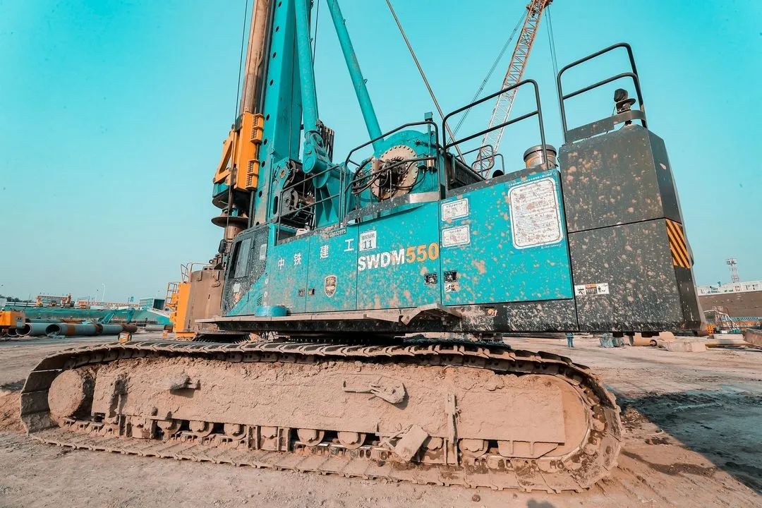 大国重器！k1体育
超级装备助力北京城市副中心综合交通枢纽站建设