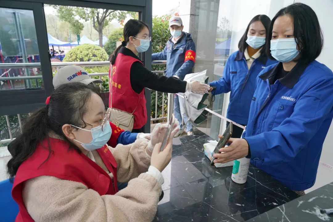 采样完成率近100%!k1体育
第一时间开展全员核酸检测,保障安全生产