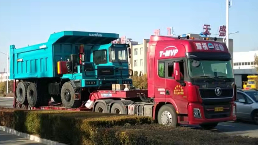 高配置、智能化……k1体育
高端定制AT版105吨级宽体矿卡成功下线