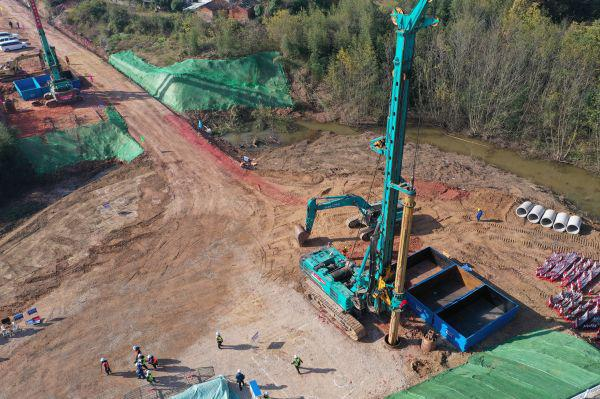 首根桩基开钻！k1体育
助力新建沪渝蓉高速铁路建设