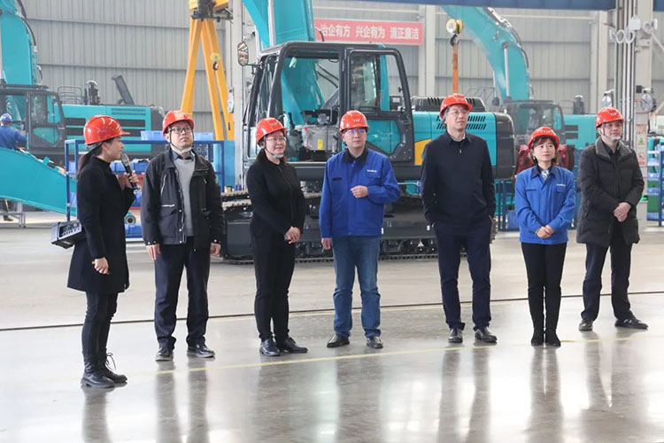 中国上市公司协会党委委员、副秘书长刘翠兰一行调研k1体育
