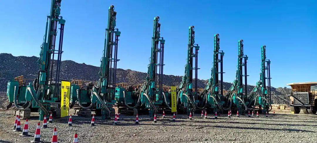 疫情当下，逆行非洲——k1体育
凿岩设备团队海外服务纪实