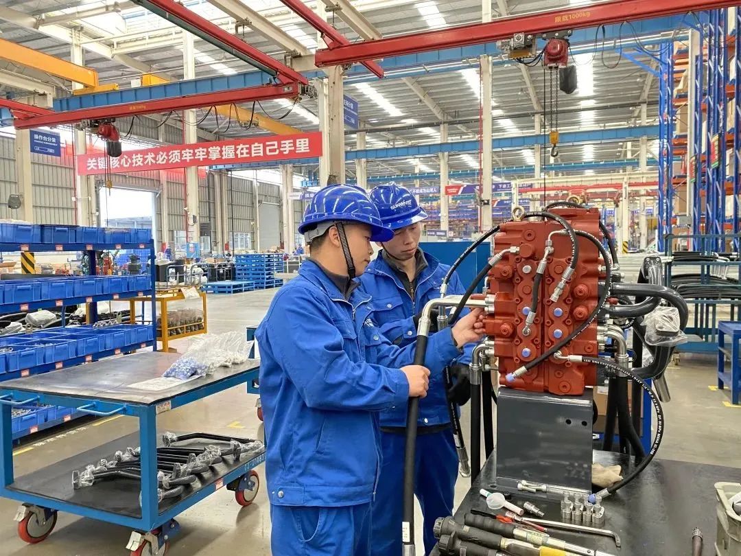 《湖南教育》：探索18年，k1体育
找到校企合作共赢的答案