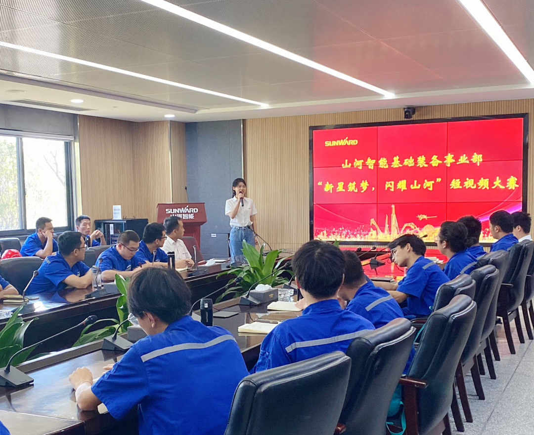 你好 2022!再见 2021!我与k1体育
共成长